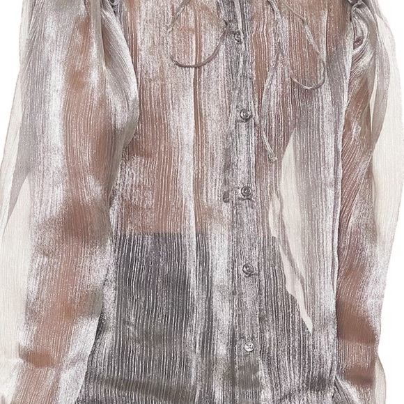 Amazing look! - Picture 3 of 3